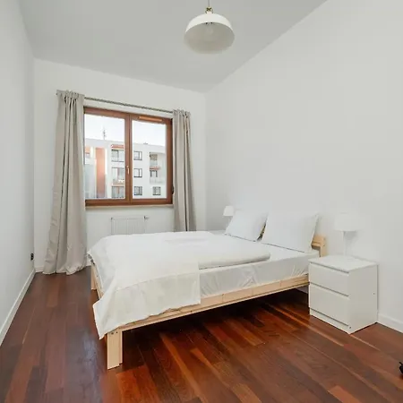 Przytulny Apartament Z Parkingiem Partynice We Wroclawiu By Noclegi Renters Exterior photo
