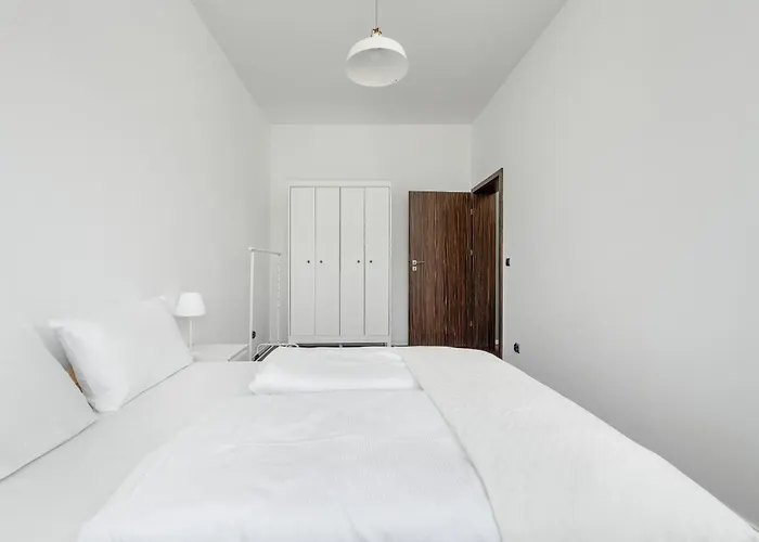 Przytulny Apartament Z Parkingiem Partynice We Wroclawiu By Noclegi Renters