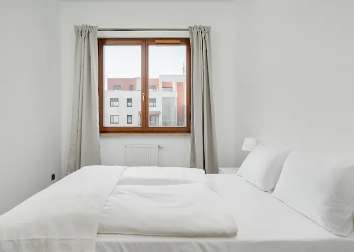Przytulny Apartament Z Parkingiem Partynice We Wroclawiu By Noclegi Renters